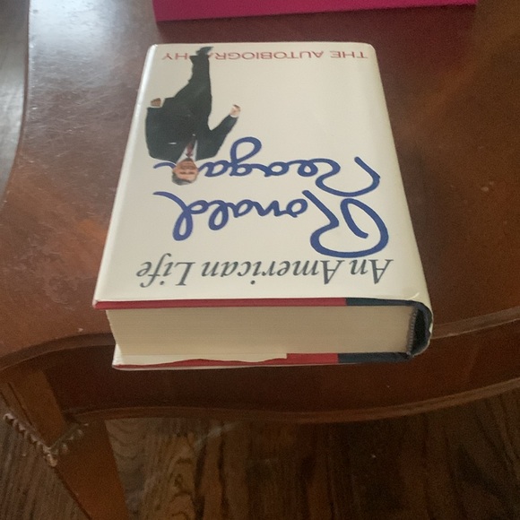 Ronald Reagan An American Life Hardcover Book Autobiography - Picture 8 of 16